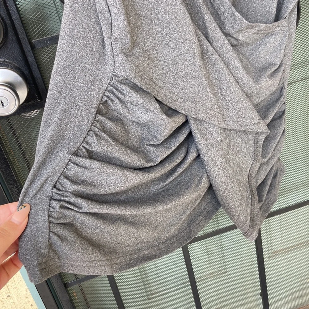 NWOT Grey Top with Crisscross Back - Picture 5 of 6